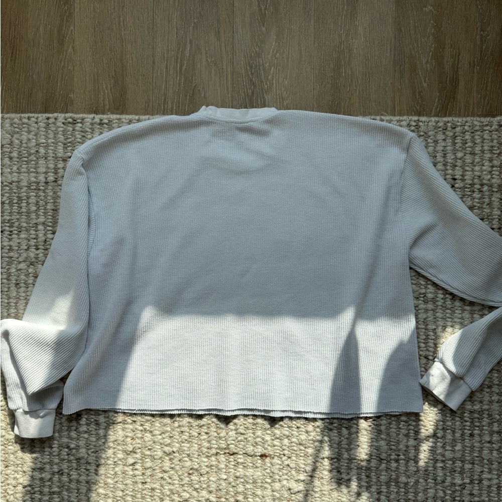 Vintage White Cropped Thermal – Raw Hem - Picture 5 of 5